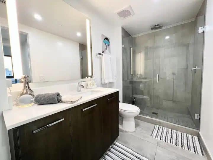 2Br, 2 Baths Lux Downtown Apt Heart Of Austin With Amazing Views, Pool, & Gym 외부 사진